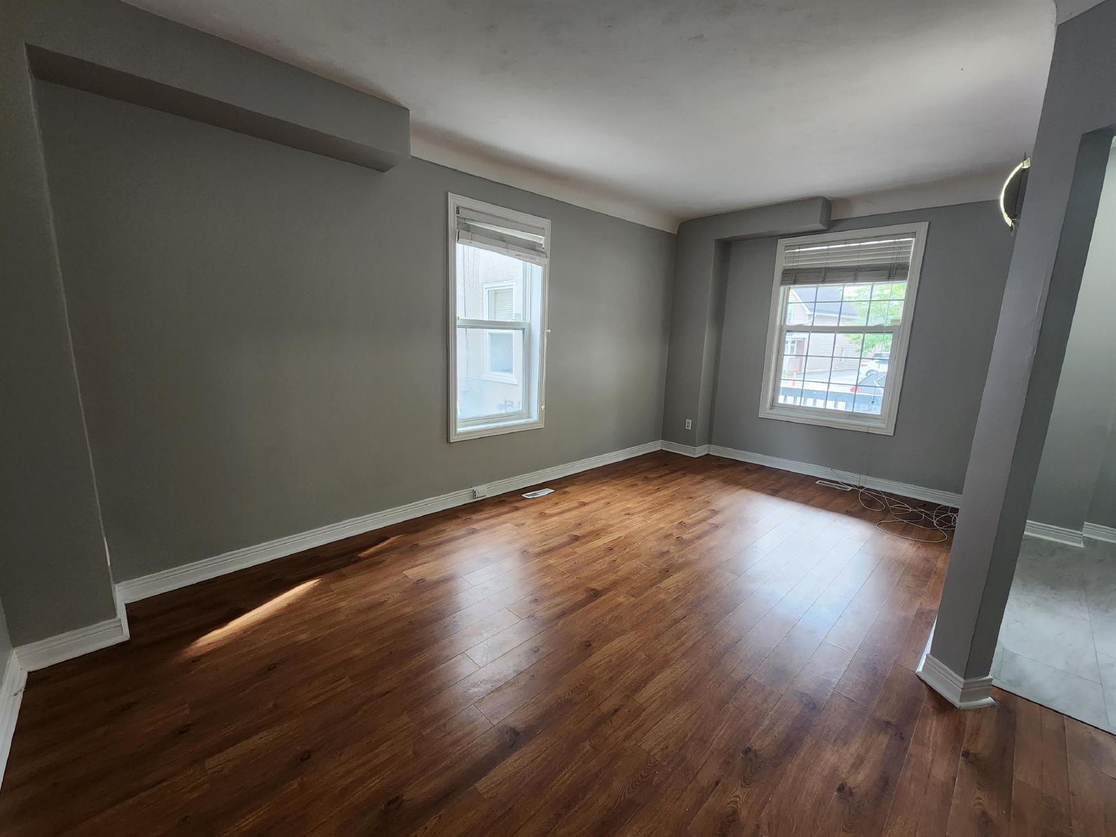 419 Bronson - Unit 1 property image