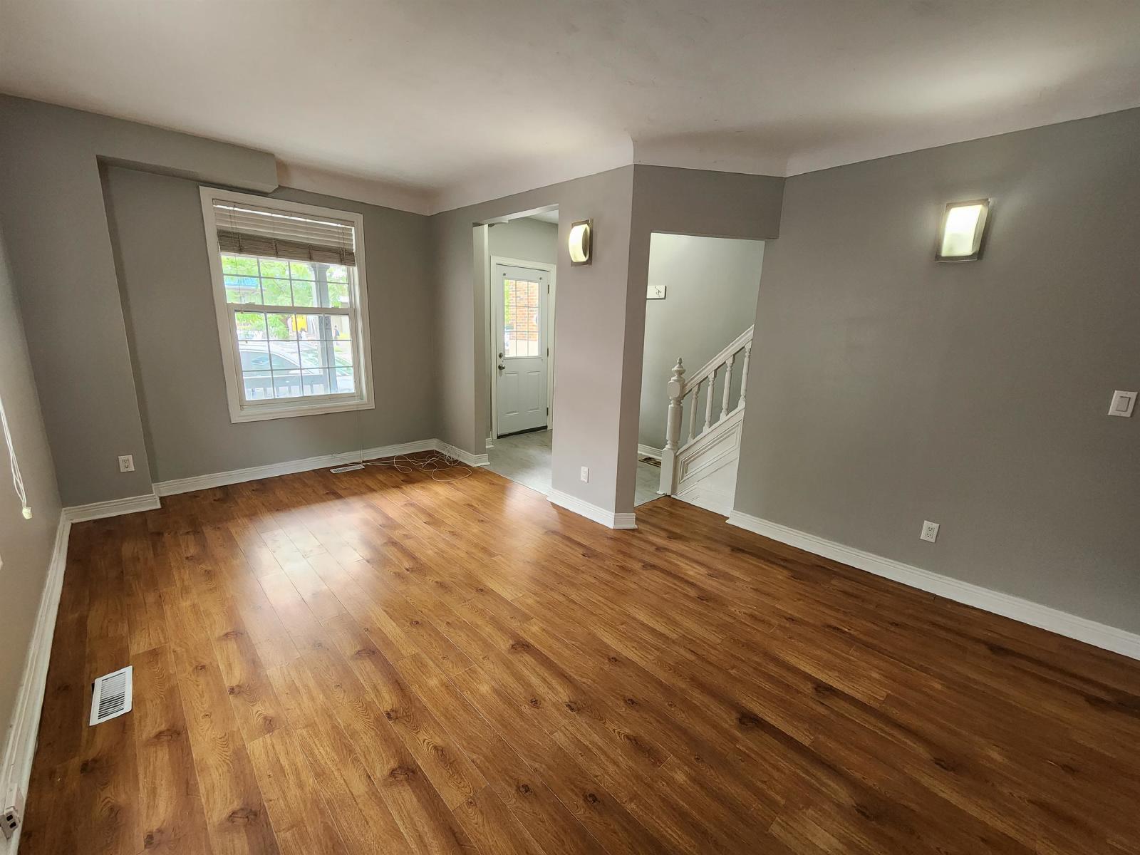 419 Bronson - Unit 1 property image