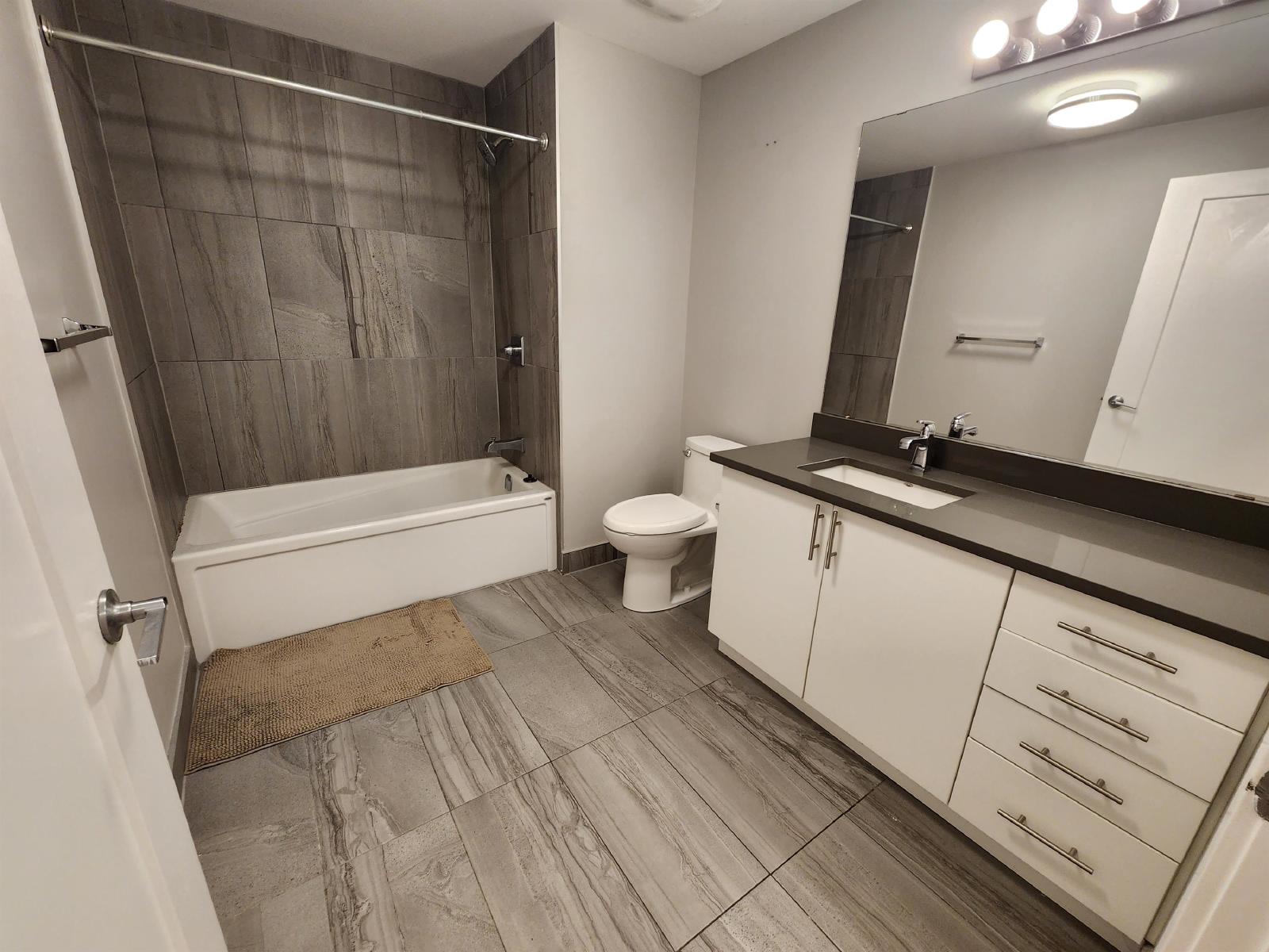 544 Gilmour Street - 1 property image