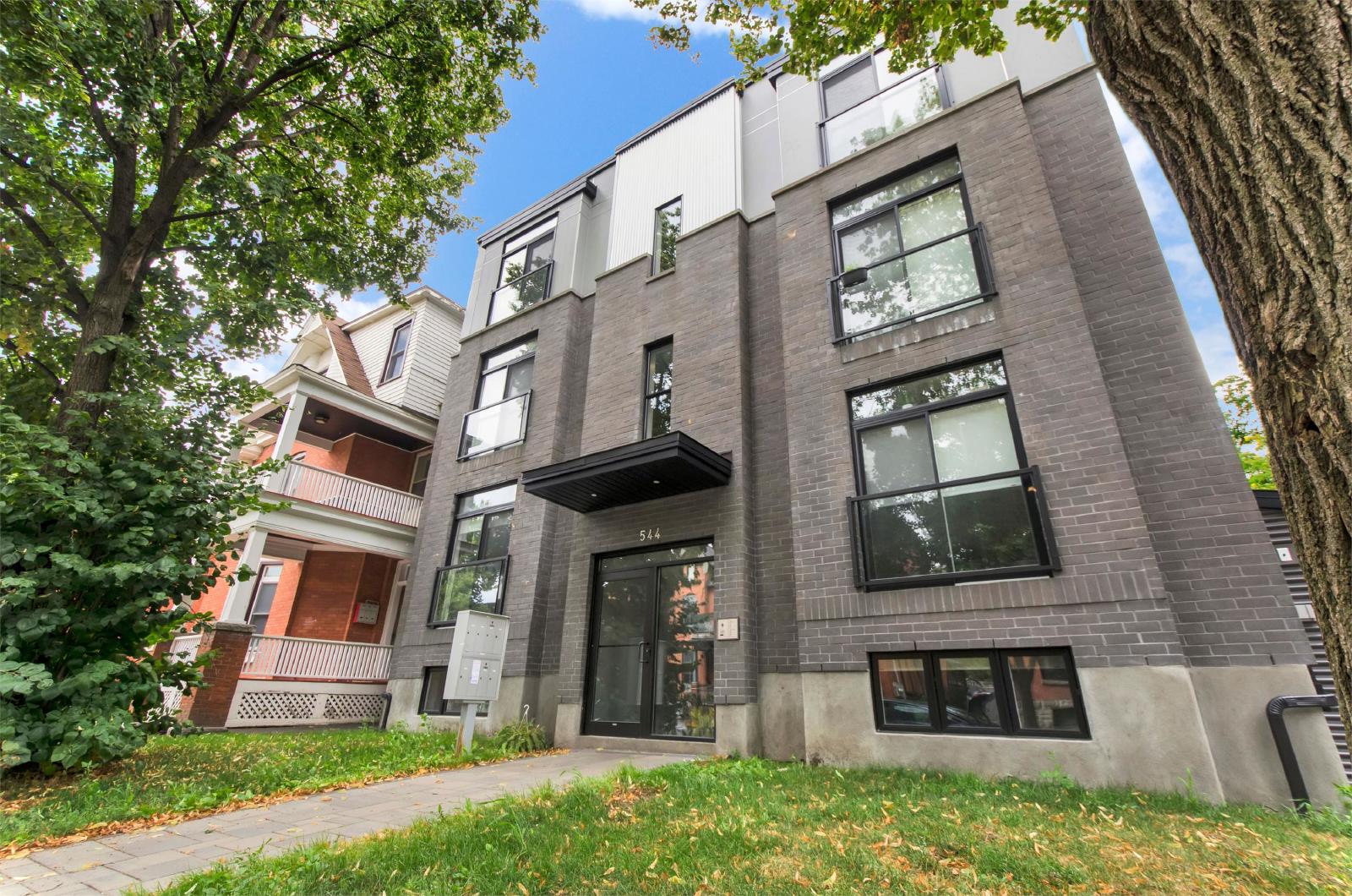 544 Gilmour Street - 1 property image