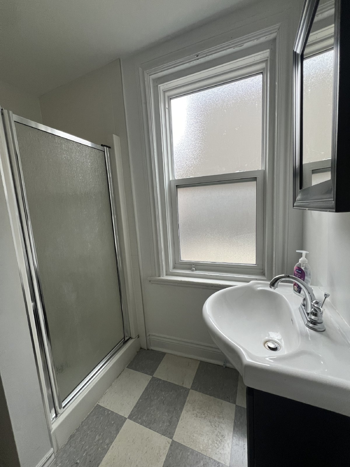 421 Bronson - Unit 1 property image