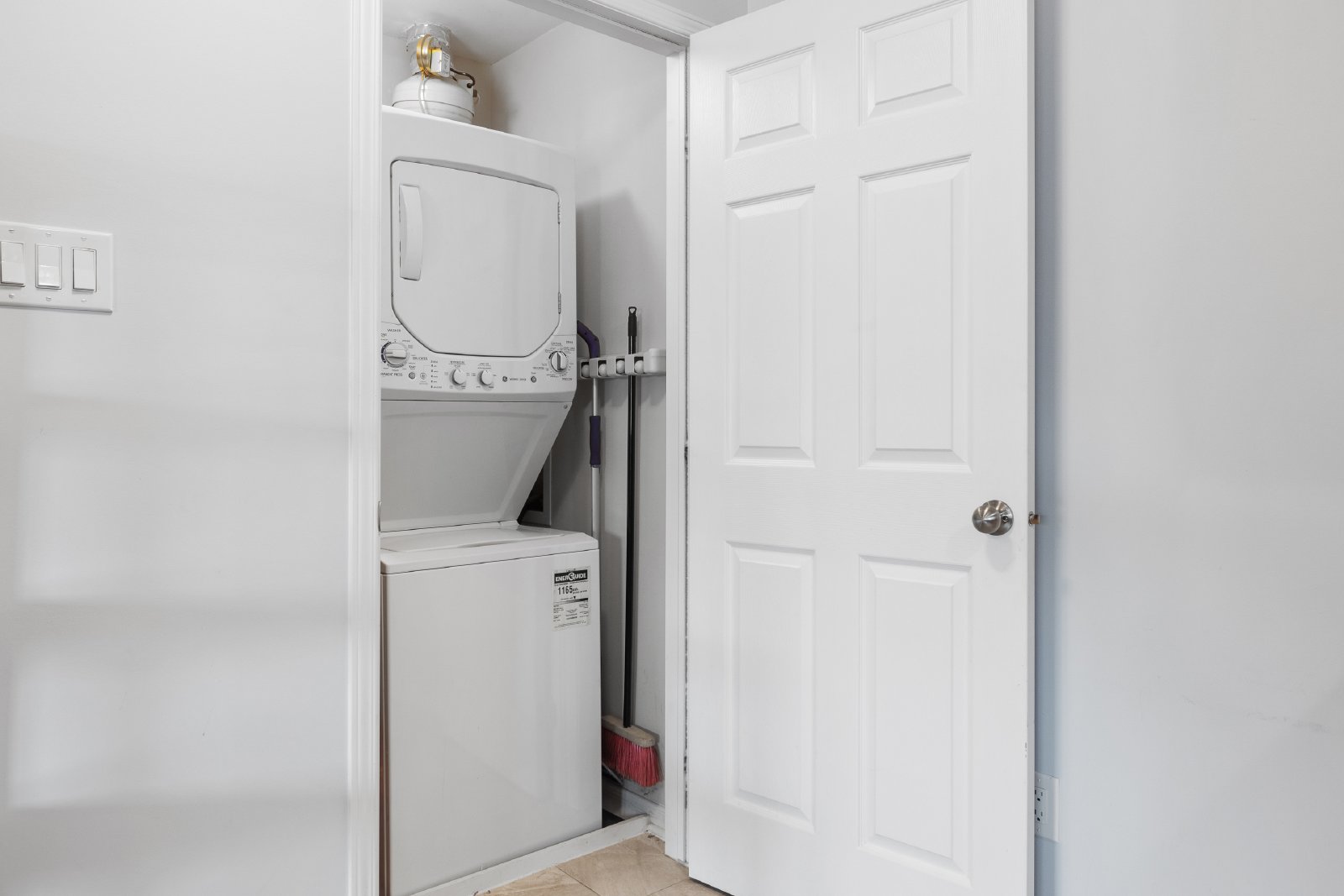 106 Sternes Private - 1 property image