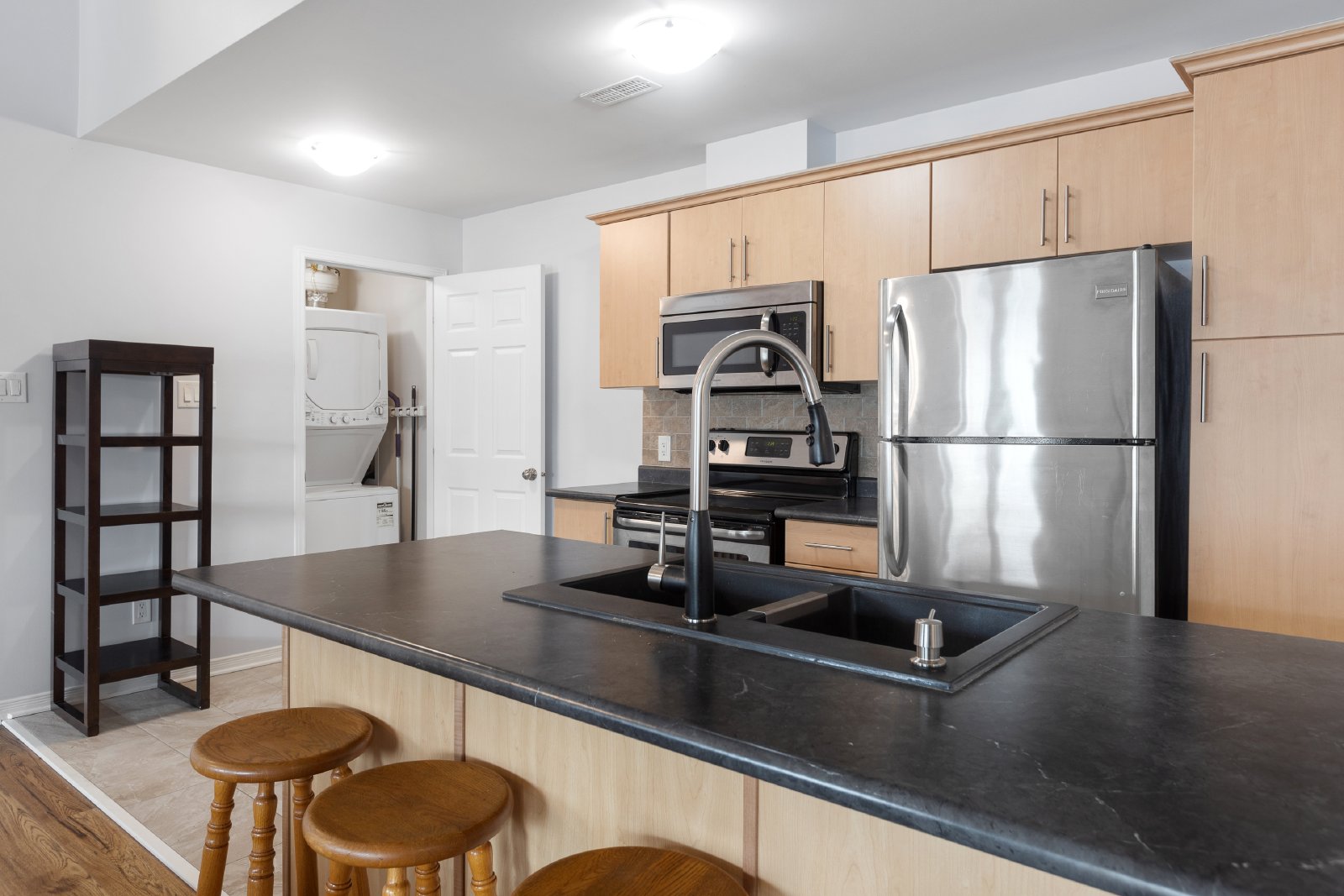 106 Sternes Private - 1 property image