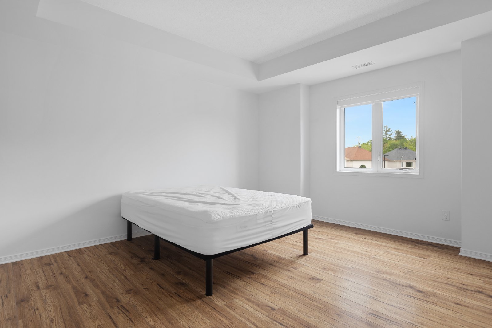 106 Sternes Private - 1 property image