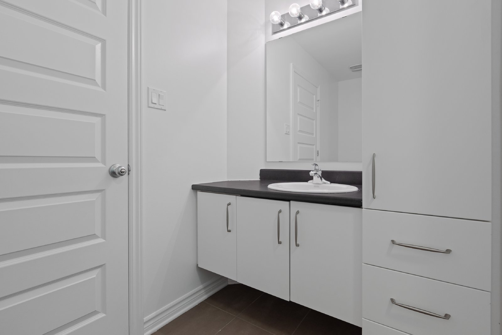 500 Ovana Crescent - 5A property image